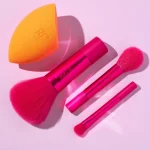 ست براش ۴ تیکه مینی ریل تکنیک REAL TECHNIQUES MINI HOIDAZE BRUSH + SPONGE SET - Image 7